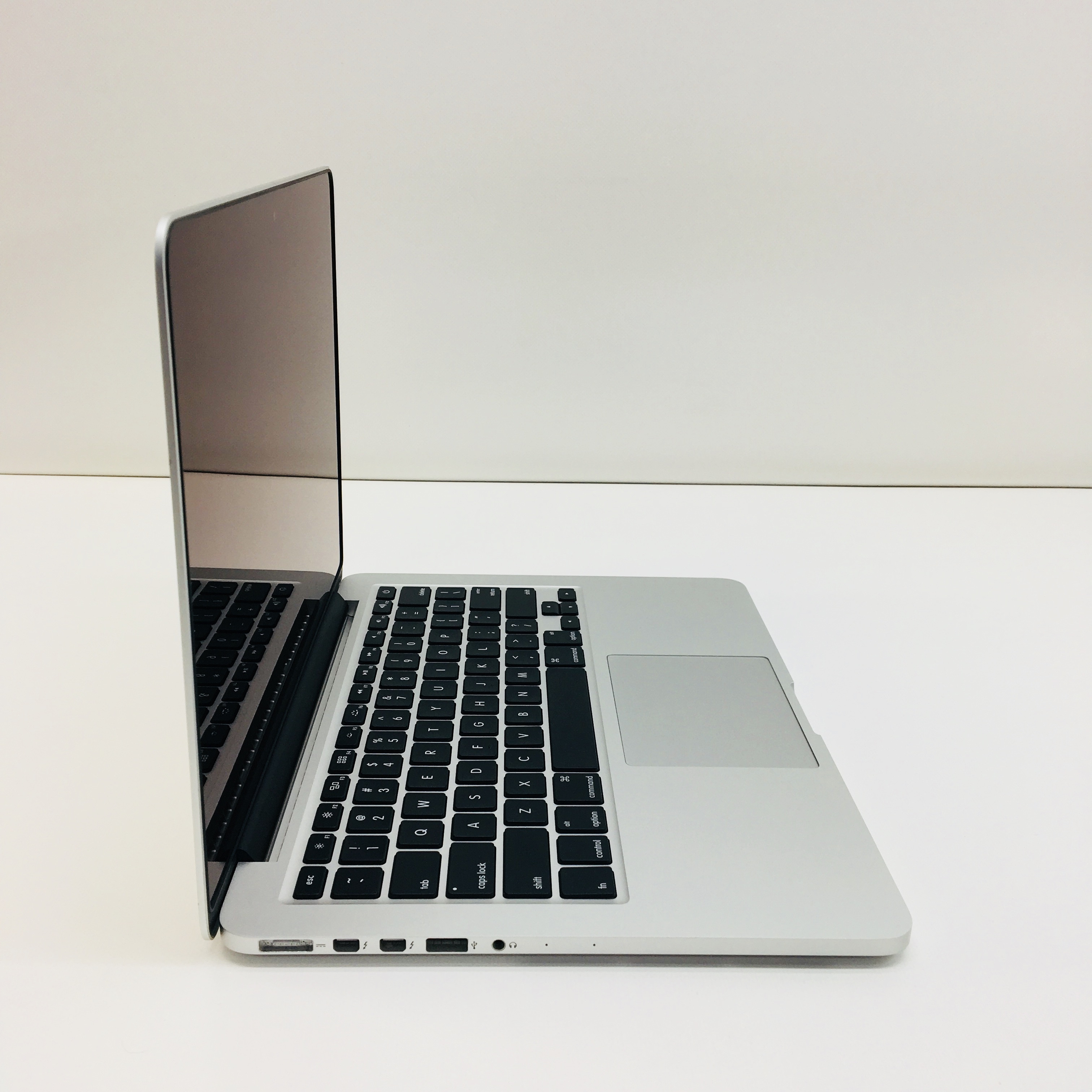 mid 2014 macbook pro 13 inch i5 2.6 13 mid-2014